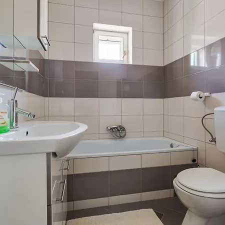 Ela By Interhome Zadar