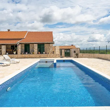 Holiday home Ela By Interhome